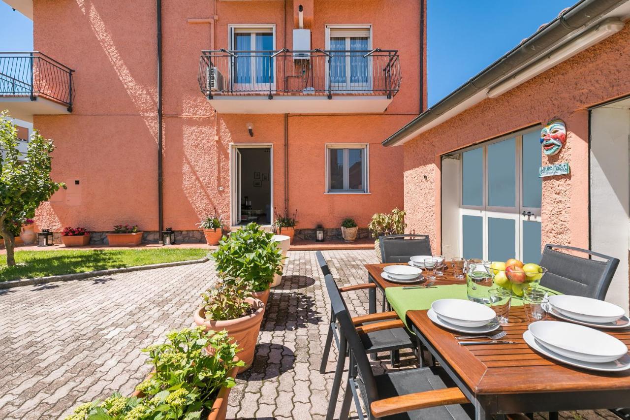 Galeria Home Apartments Anguillara Sabazia Bagian luar foto