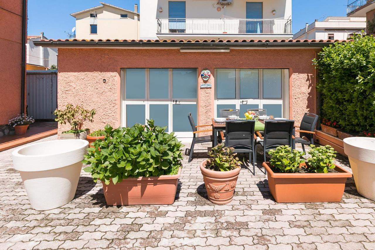 Galeria Home Apartments Anguillara Sabazia Bagian luar foto